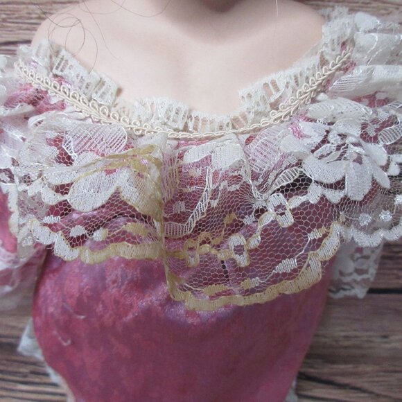 Vintage Bisque Victorian Porcelain & Cloth Doll 18" - Picture 3 of 8